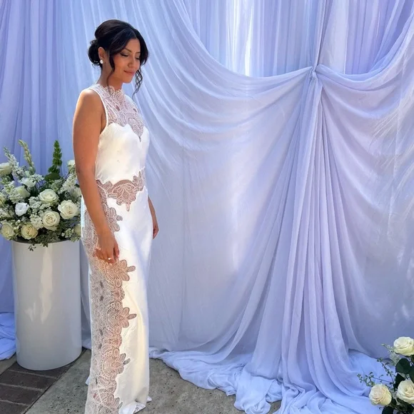 Shona Joy Cream Lace Wedding Dress - Picture 4 of 4